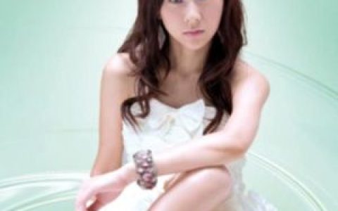 涂紫凝歌曲:向月歌词