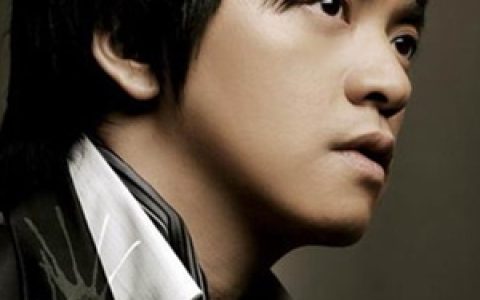 李健歌曲:超越歌词
