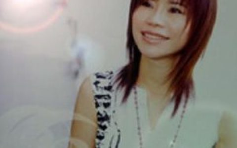 詹雅雯歌曲:红酒歌词