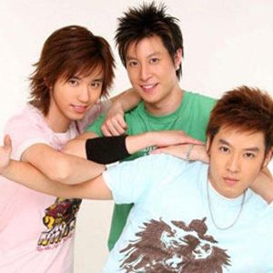 A-SHOW歌曲:谁说我不在乎你歌词