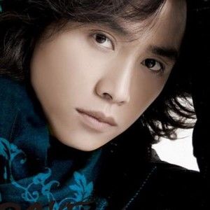 蔡镇泽歌曲:真的痛了歌词