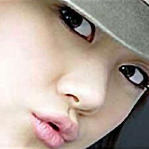 张娜拉歌曲:我也是女孩歌词