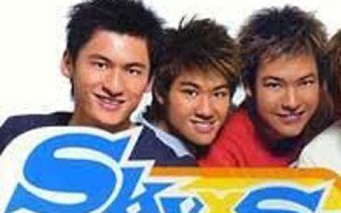 Sky歌曲:恋爱别注版歌词