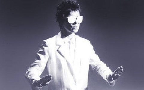 Laurie Anderson歌曲:Born Never Asked歌词
