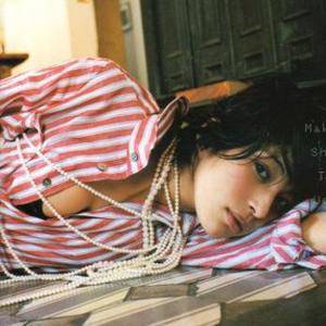 上原多香子歌曲:白いページの中に歌词