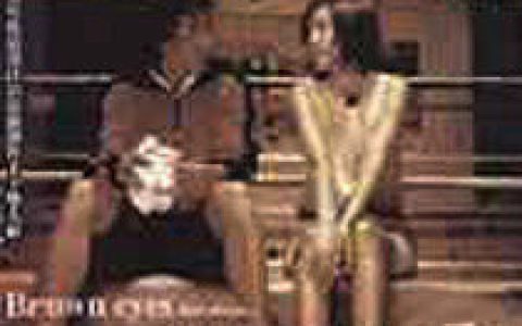 Brown Eyes歌曲:她看着我歌词
