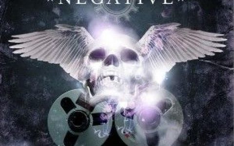 Negative歌曲:Loving You歌词