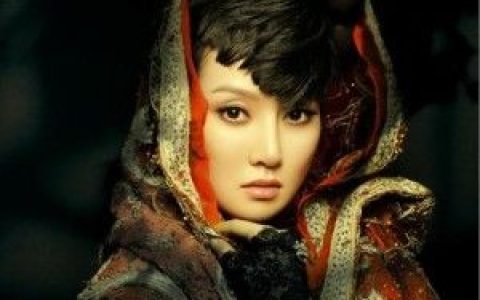 萨顶顶歌曲:唐拉雅秀歌词