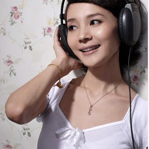 刘钇彤歌曲:我们都是真诚的歌词