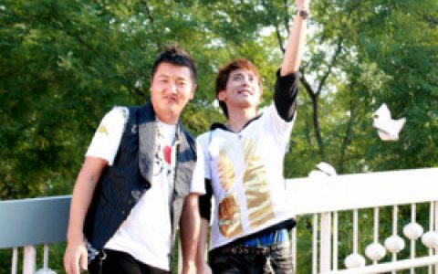 区俊涛歌曲:兄弟 - 孙楠&区俊涛歌词