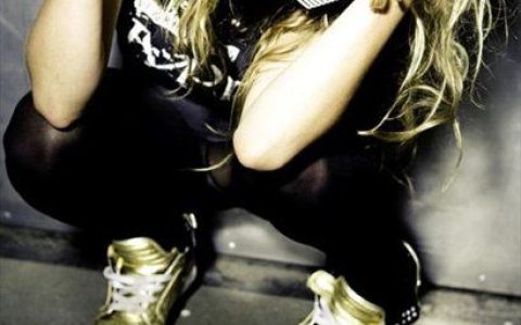 Ke$ha歌曲:Boots & Boys歌词