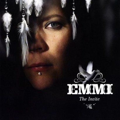 Emmi歌曲:Maybe It s True歌词