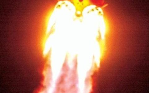 Ceremony歌曲:Never Make You Cry歌词