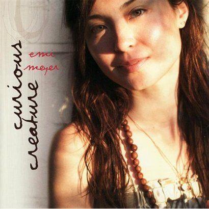 Emi Meyer歌曲:Room Blue歌词