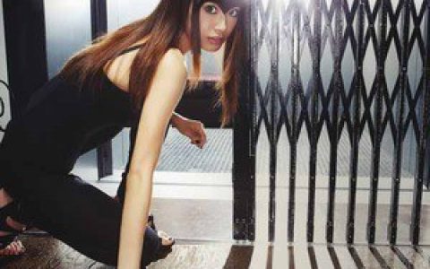 GIRL NEXT DOOR歌曲:Wait for you歌词