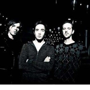 Hoobastank歌曲:Tears Of Yesterday歌词