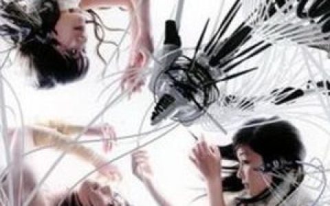 perfume歌曲:エレクトロ?ワールド歌词
