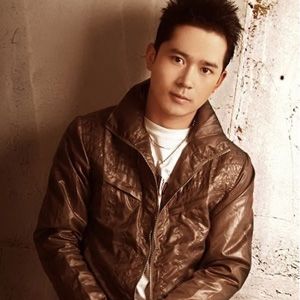 阿穆隆歌曲:母亲（阿穆+查娜）歌词