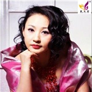 李佳歌曲:手机里的牵挂歌词