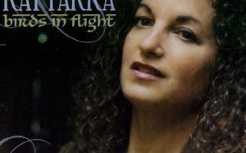 Kat Parra歌曲:Caravan歌词