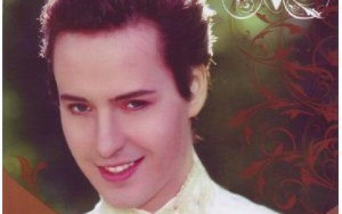 Vitas歌曲:Старожилы любви 爱情前辈歌词