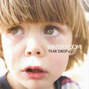 WATER ROOM歌曲:Strange Syndrome歌词