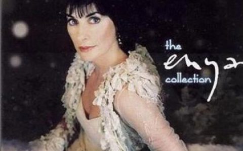 Julianne Hough歌曲:Christmas Memories (Julianne Shares Her Christmas歌词