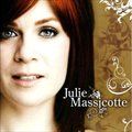 Julie Massicotte歌曲:Maman歌词