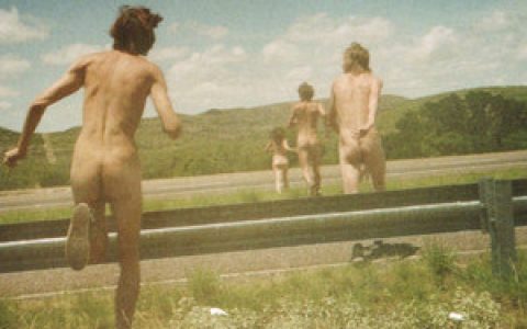 Sigur Ros歌曲:Inni Mer Syngur Vitleysingur歌词