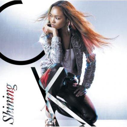 Crystal Kay歌曲:Shining歌词