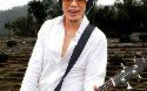 韩春歌曲:身边没人陪 慢摇版歌词