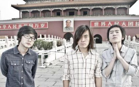 华人群星7歌曲:SHE 十面埋伏 -中国古典琵琶名曲/林风，琵琶歌词
