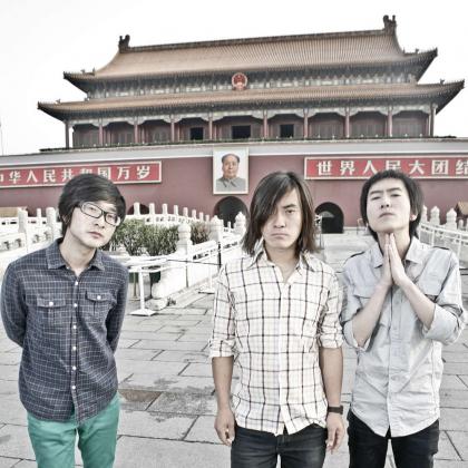 华人群星7歌曲:SHE 十面埋伏 -中国古典琵琶名曲/林风，琵琶歌词