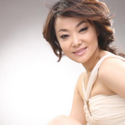 华语群星2歌曲:C est Si Bon (Paris歌词