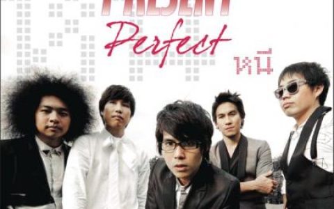 华原朋美歌曲:運命の糸 (Instrumental)歌词