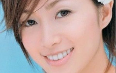 酒井法子歌曲:渚のファンタシィ歌词