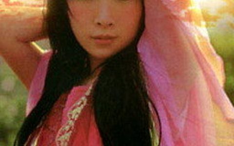 关心妍歌曲:拈花惹草 - 关心妍/陈慧娴歌词